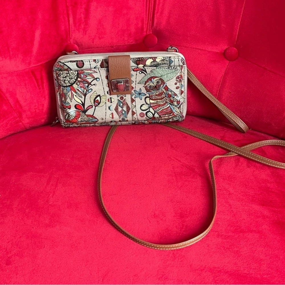 Sakroots artist circle smartphone crossbody